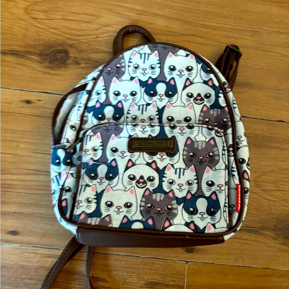 Mini Cat Backpack - image 1